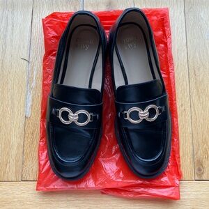 Black Chunky Loafers with buckle
Crown & Ivy, EU 40, US 9